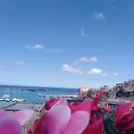 Apartament A 2 Passi Dal Castello ,appartamento Con Veranda