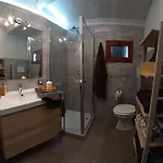 A 2 Passi Dal Castello ,appartamento Con Veranda *