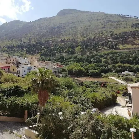 Apartamento A 2 Passi Dal Castello ,appartamento Con Veranda *