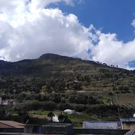 A 2 Passi Dal Castello ,appartamento Con Veranda