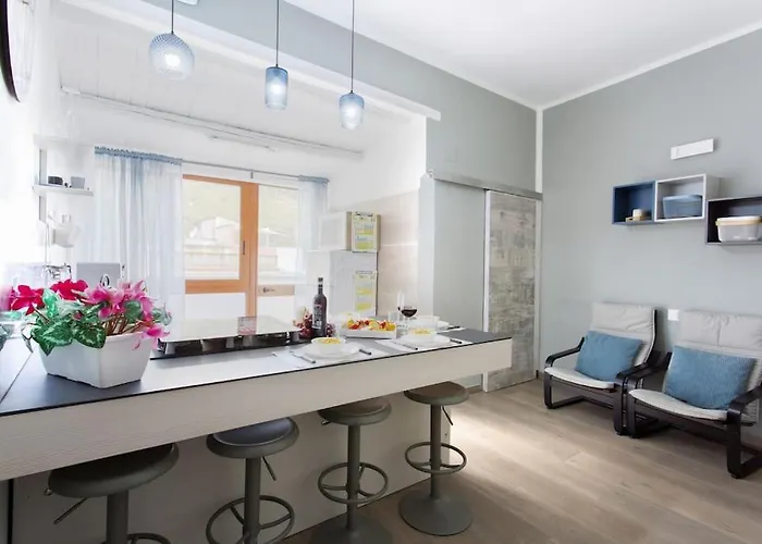 Apartamento A 2 Passi Dal Castello ,appartamento Con Veranda