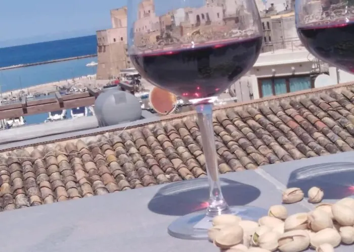 A 2 Passi Dal Castello ,appartamento Con Veranda Apartamento *