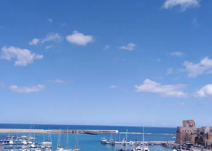 Apartamento A 2 Passi Dal Castello ,appartamento Con Veranda