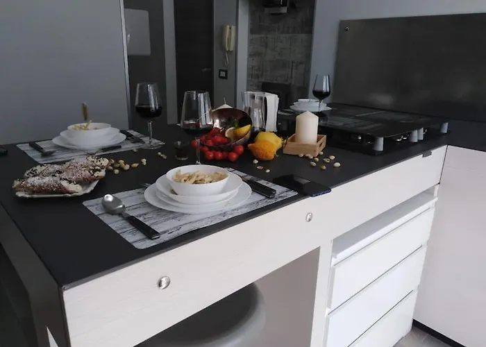 Apartamento A 2 Passi Dal Castello ,appartamento Con Veranda *